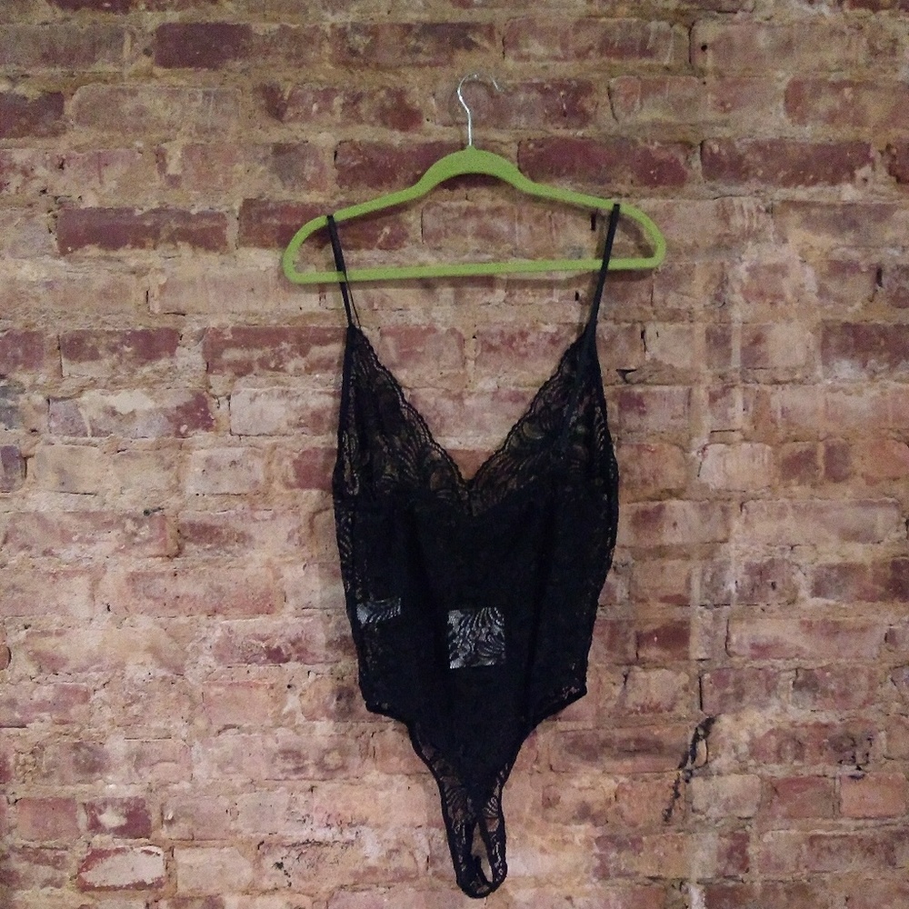 NWT Missguided Black Lace Bodysuit - Picture 4 of 7